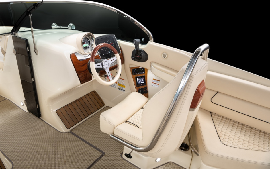 Chris-Craft Launch 25 GT